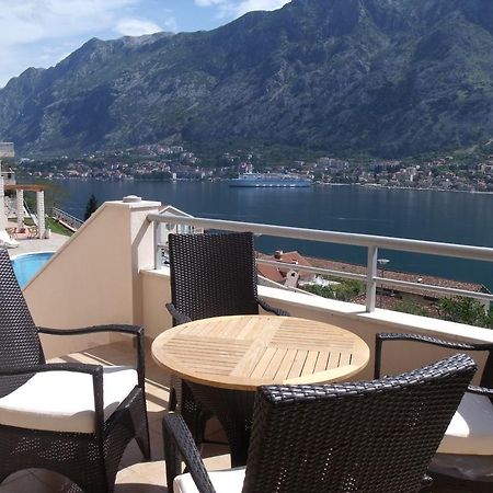 Apartment Fjord Waterfront Kotor Eksteriør bilde