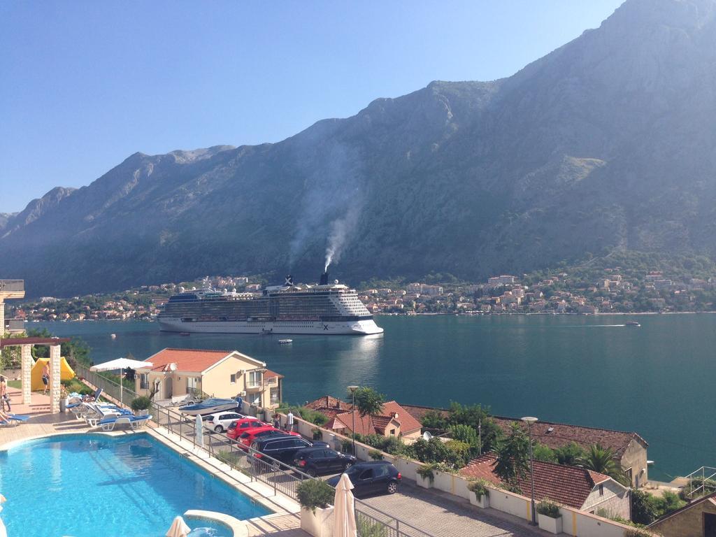 Apartment Fjord Waterfront Kotor Eksteriør bilde