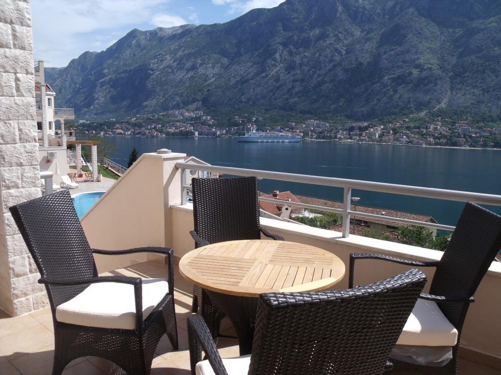 Apartment Fjord Waterfront Kotor Eksteriør bilde